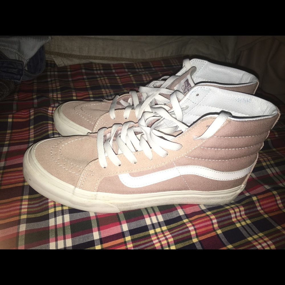 Vans - Picture 3 of 5